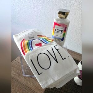 Love ❤️  Rae Dunn Towel set + BBW Love Always Wins
